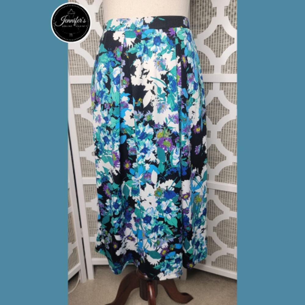 Coral Bay NWT Women's Mysterious Sea Floral Pleated Skirt Size XL